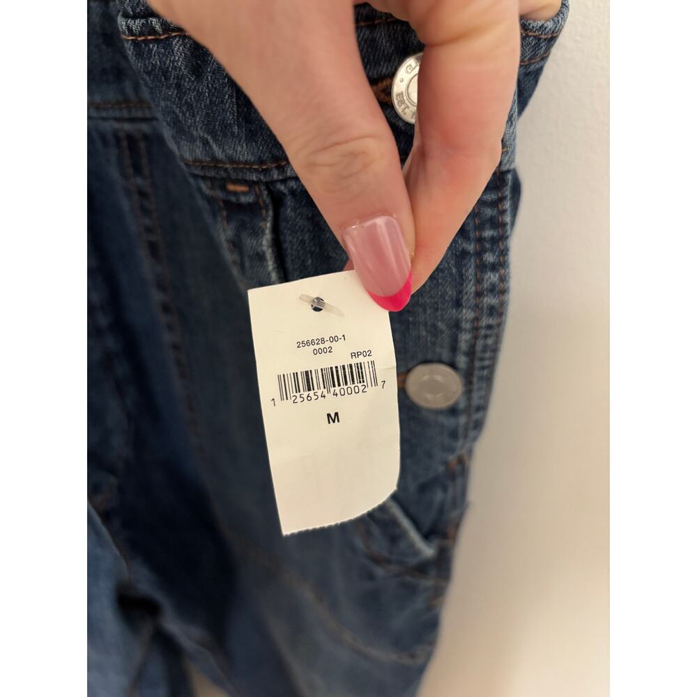 GAP Relaxed Denim Overalls Womens Medium Blue Adjustable Straps Bib Pocket NWT - Picture 4 of 6